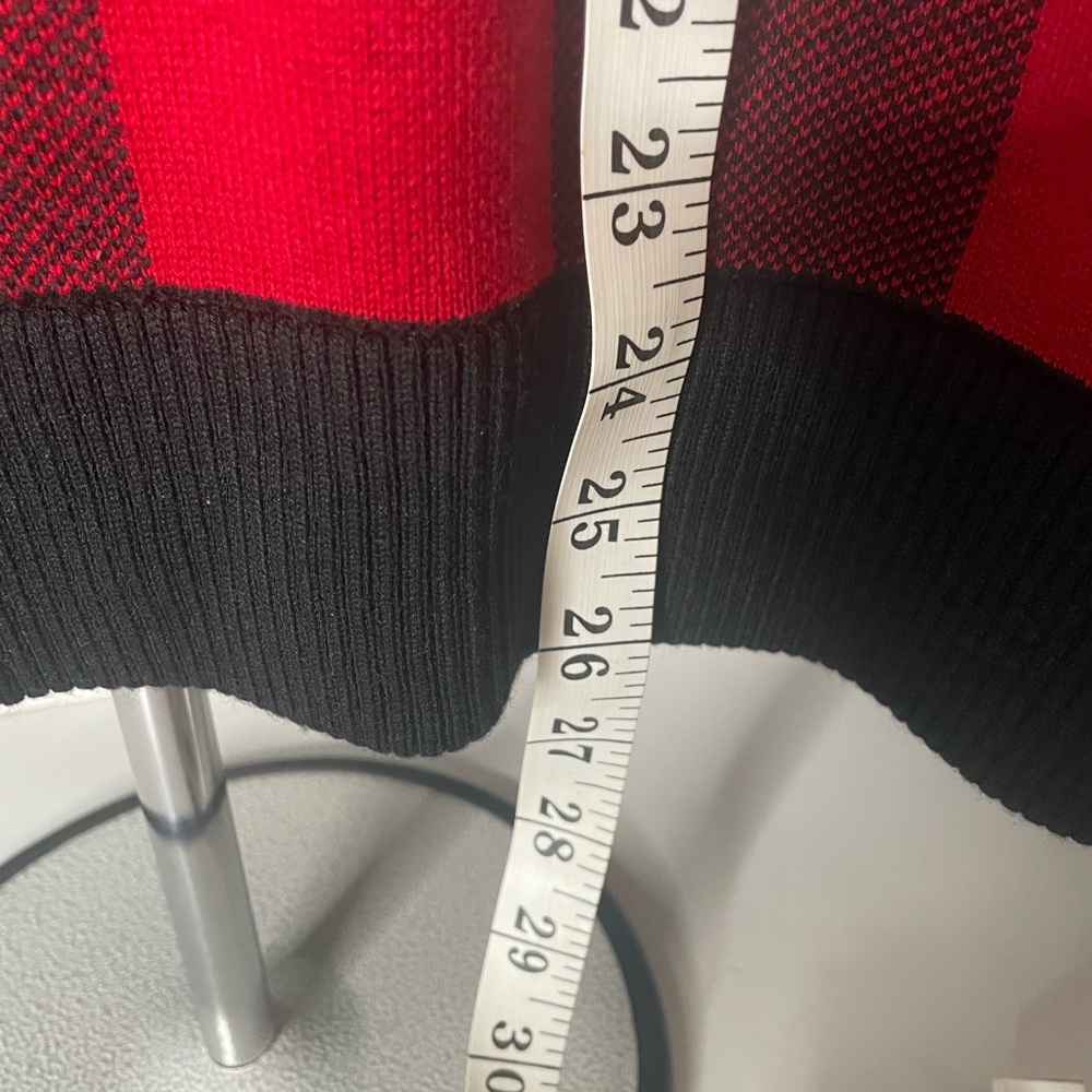 Torrid Red and Black Plaid Checkered Ragland Cardigan Zip Front NWT Sz 12 - Picture 8 of 10